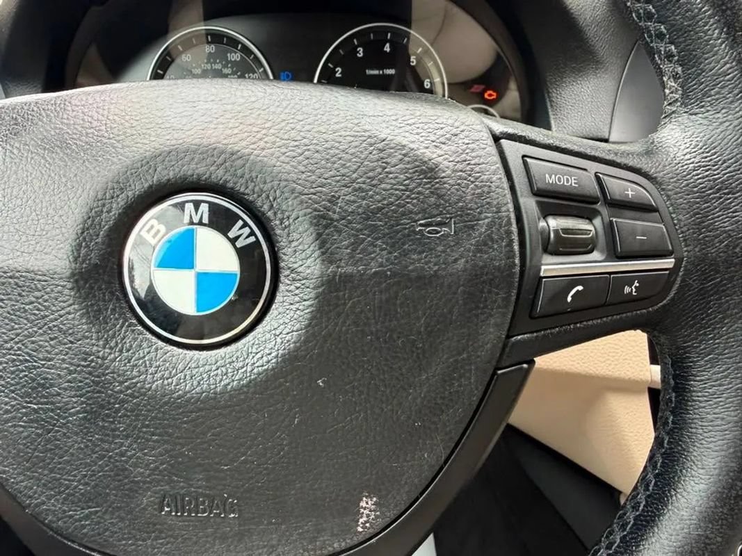 Used 2011 BMW 528i Sedan RWD image 20