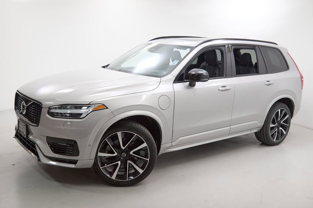 Certified 2023 Volvo XC90 T8 Ultimate w/ Protection Package Premier image 4