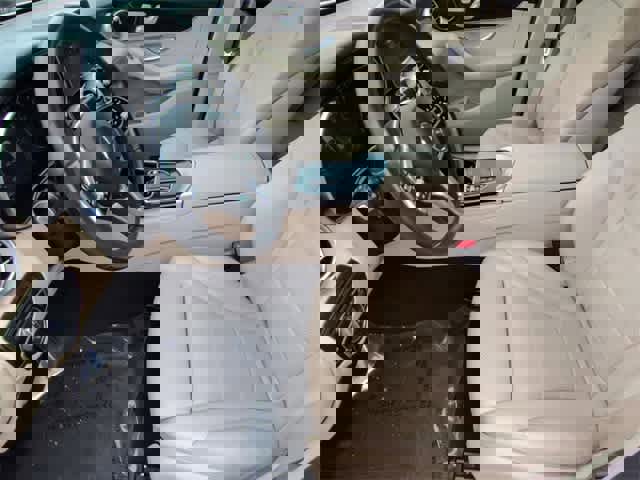 Used 2022 Mercedes-Benz GLC 300 4MATIC image 17