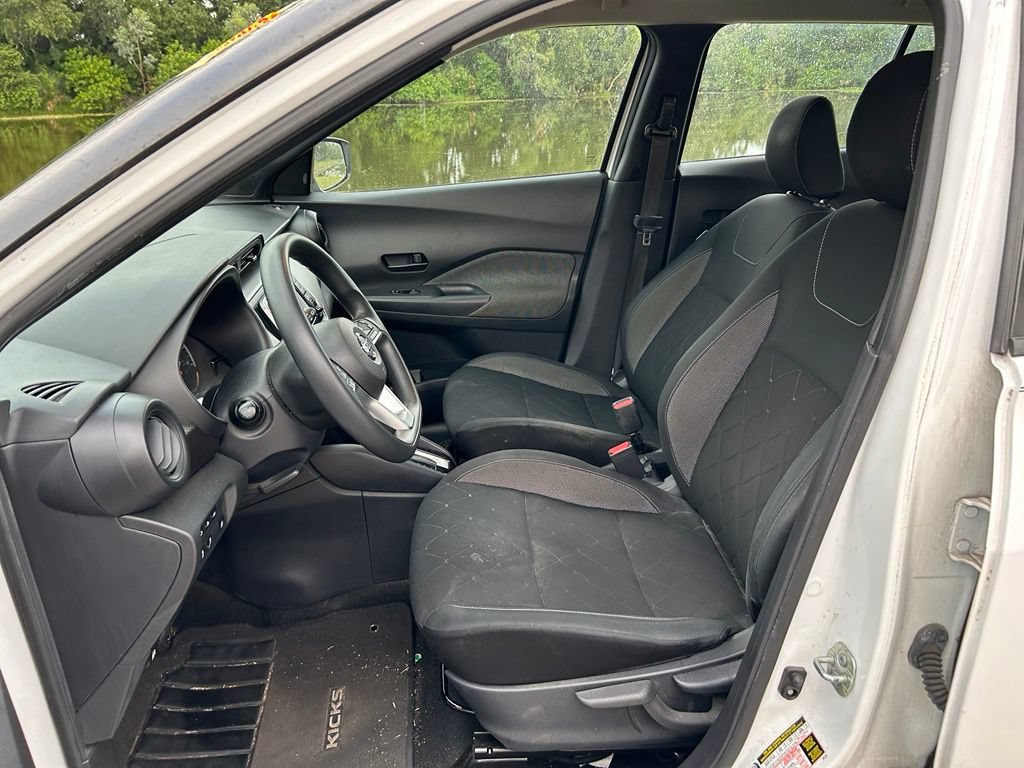 Used 2020 Nissan Kicks S FWD image 15