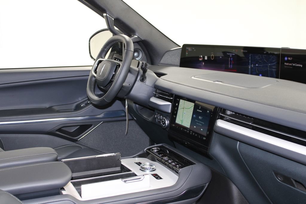 New 2025 Lincoln Navigator Reserve w/ Jet Appearance Package image 34