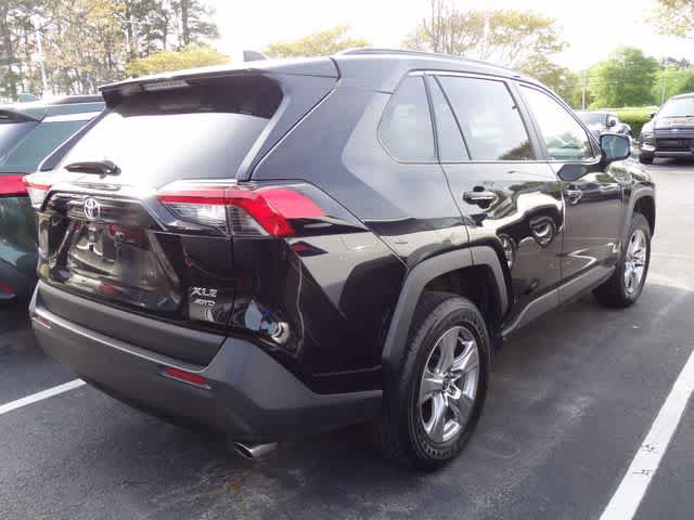 Certified 2025 Toyota RAV4 XLE AWD/4WD image 5