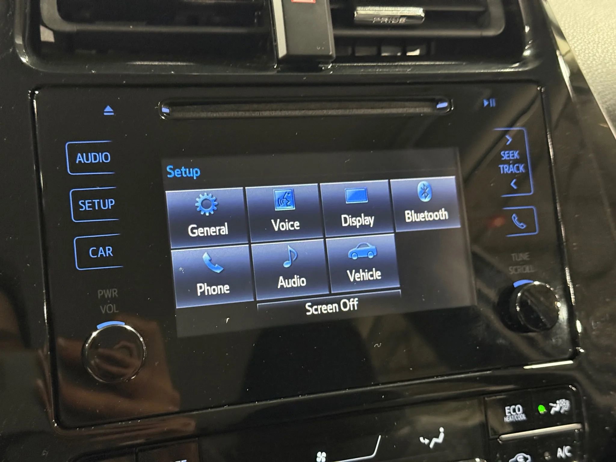 Used 2017 Toyota Prius Two image 32