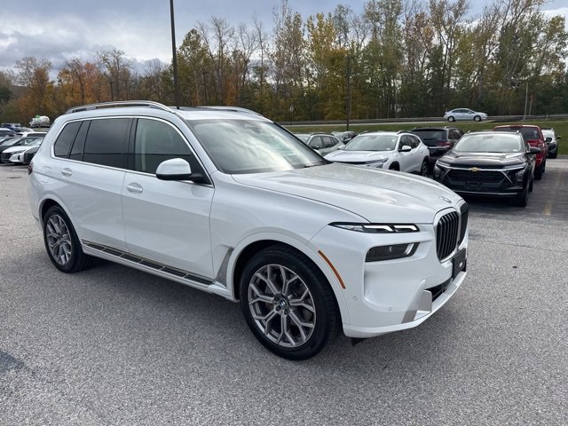 Used 2024 BMW X7 xDrive40i image 15
