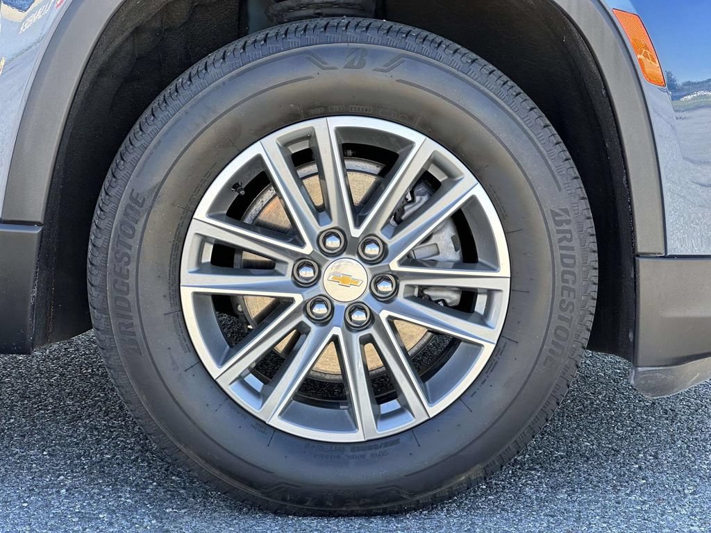Used 2023 Chevrolet Traverse LT AWD/4WD image 8