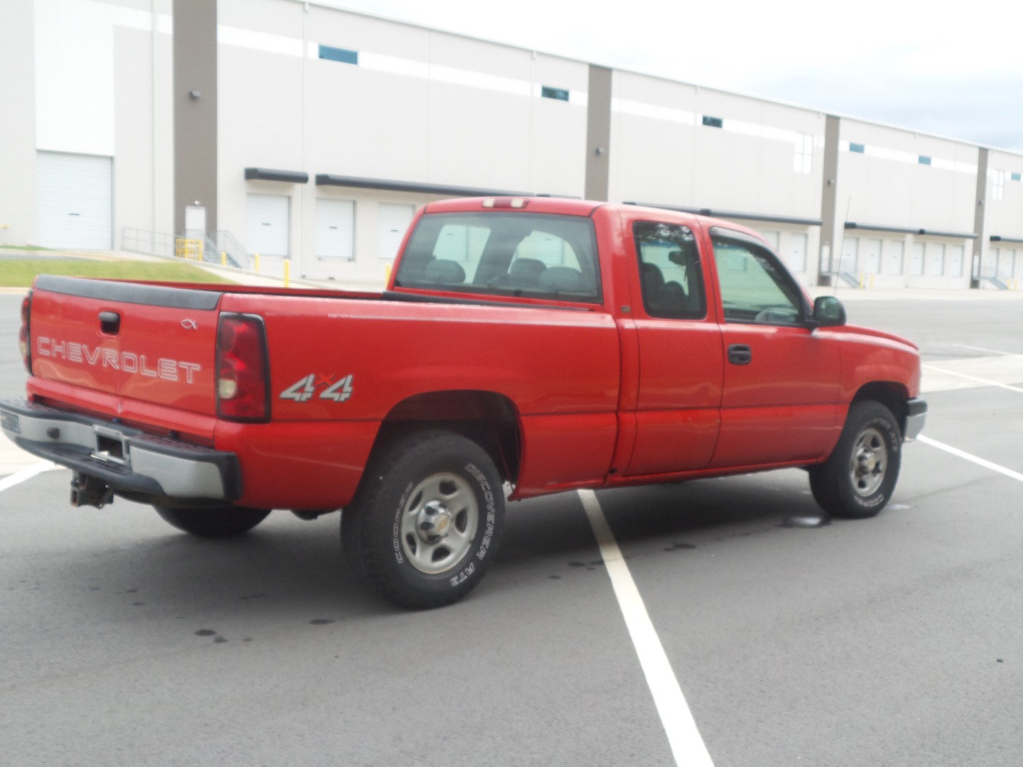 Used 2004 Chevrolet Silverado 1500 W/T AWD/4WD image 11