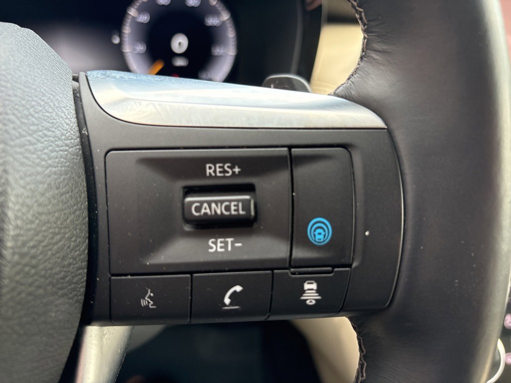 Used 2023 INFINITI QX60 Sensory w/ Cargo Package image 40