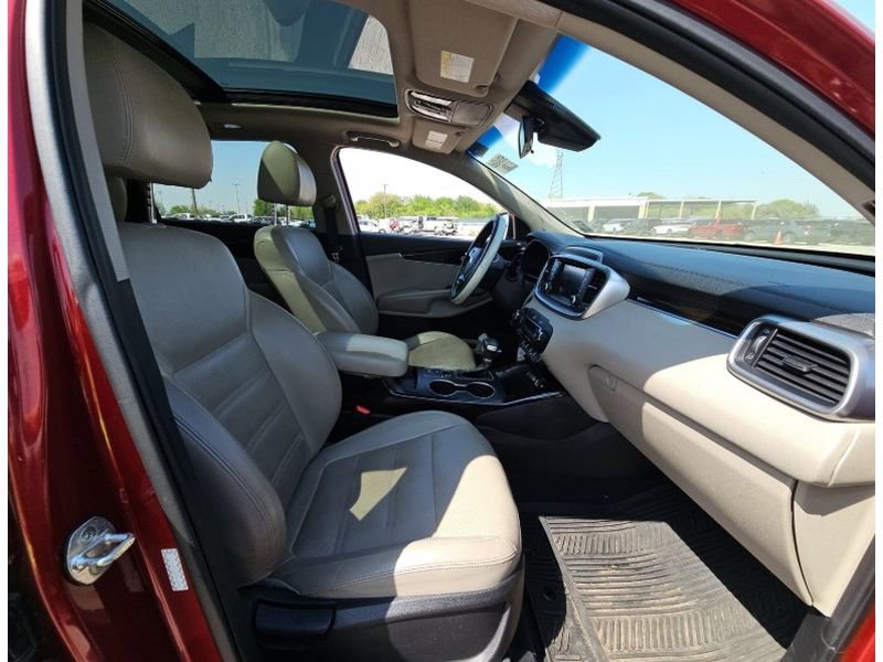 Used 2019 Kia Sorento EX image 17