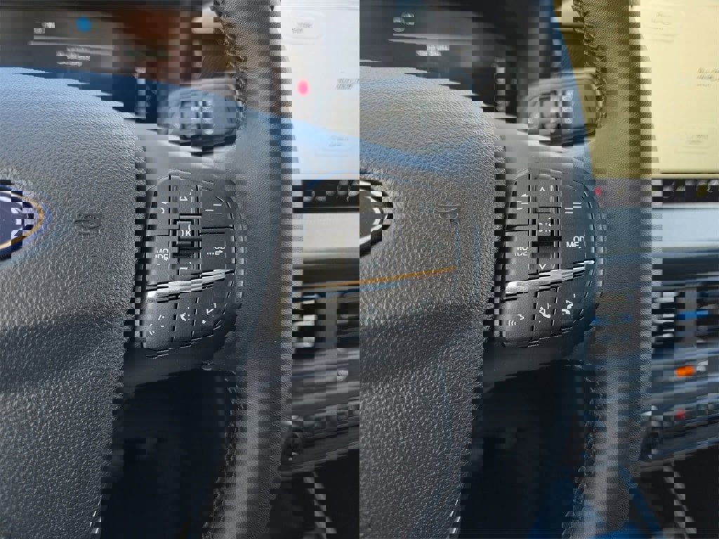 New 2025 Ford Maverick XLT w/ XLT Luxury Package image 40