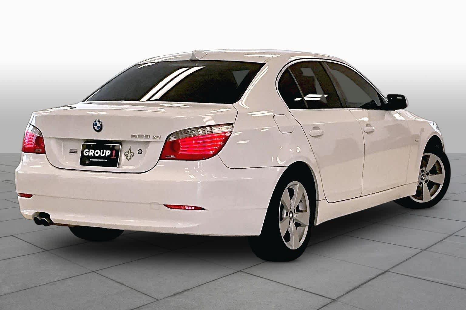Used 2008 BMW 528xi Sedan AWD/4WD image 11