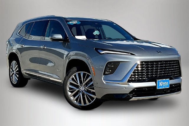 Used 2026 Buick Enclave Avenir w/ Super Cruise Package