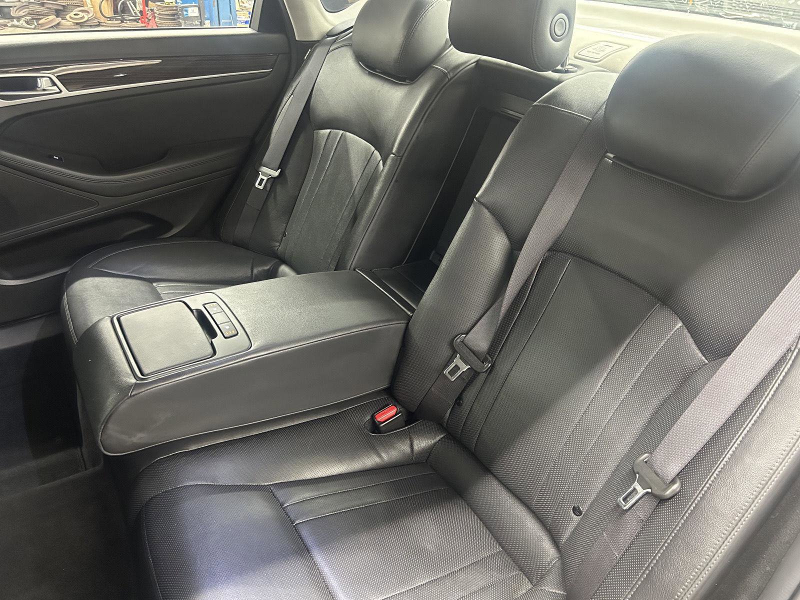 Used 2018 Genesis G80 3.8 image 7