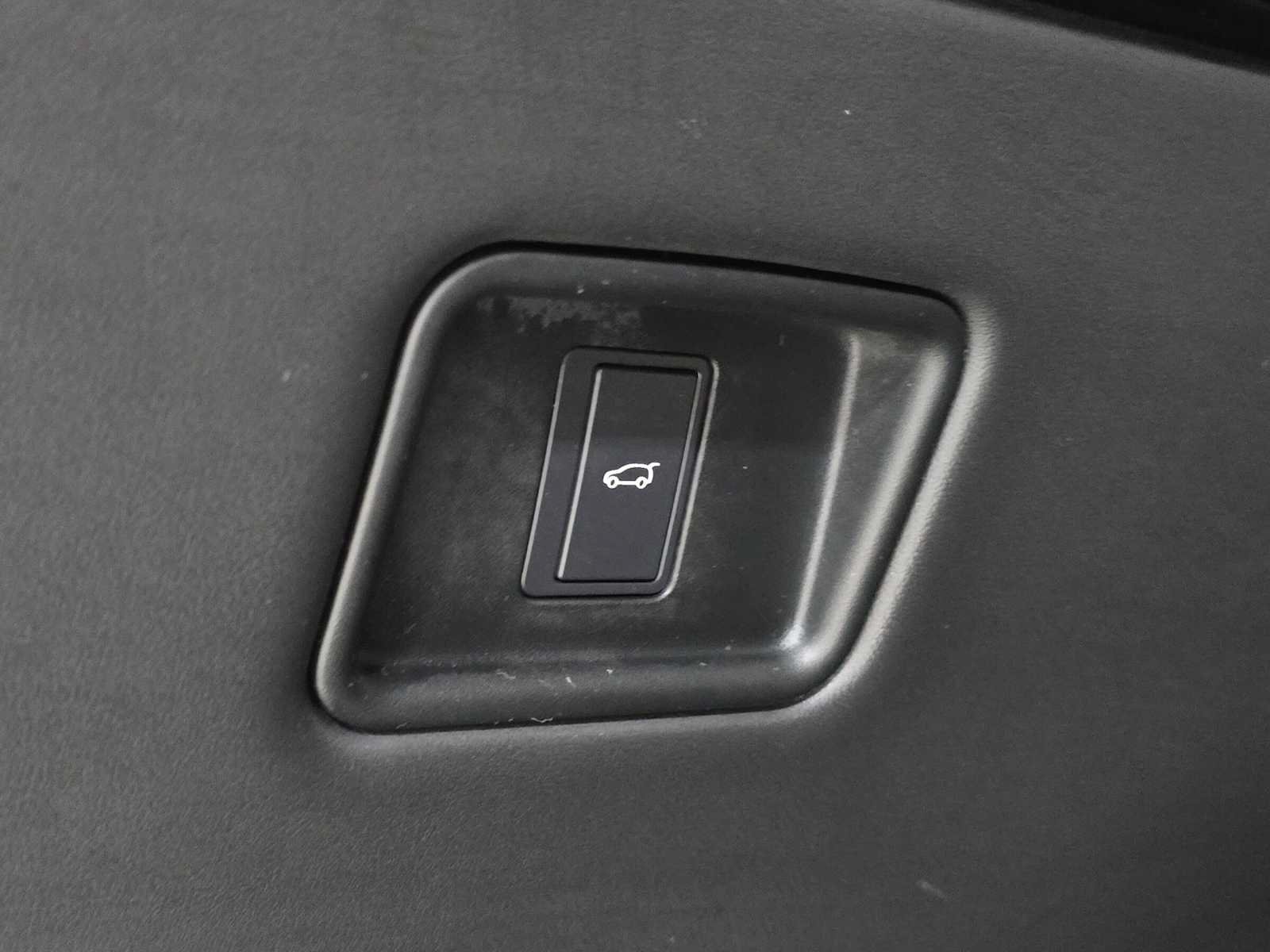 Used 2024 Land Rover Range Rover Sport SE AWD/4WD image 24