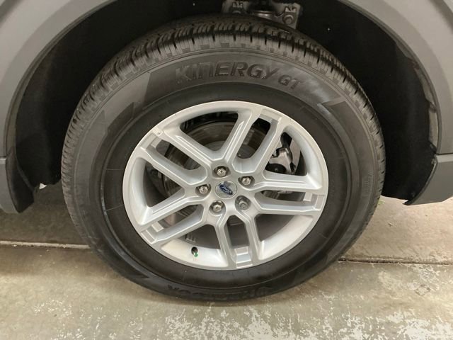 Used 2025 Ford Explorer Active w/ Active Comfort Package image 11