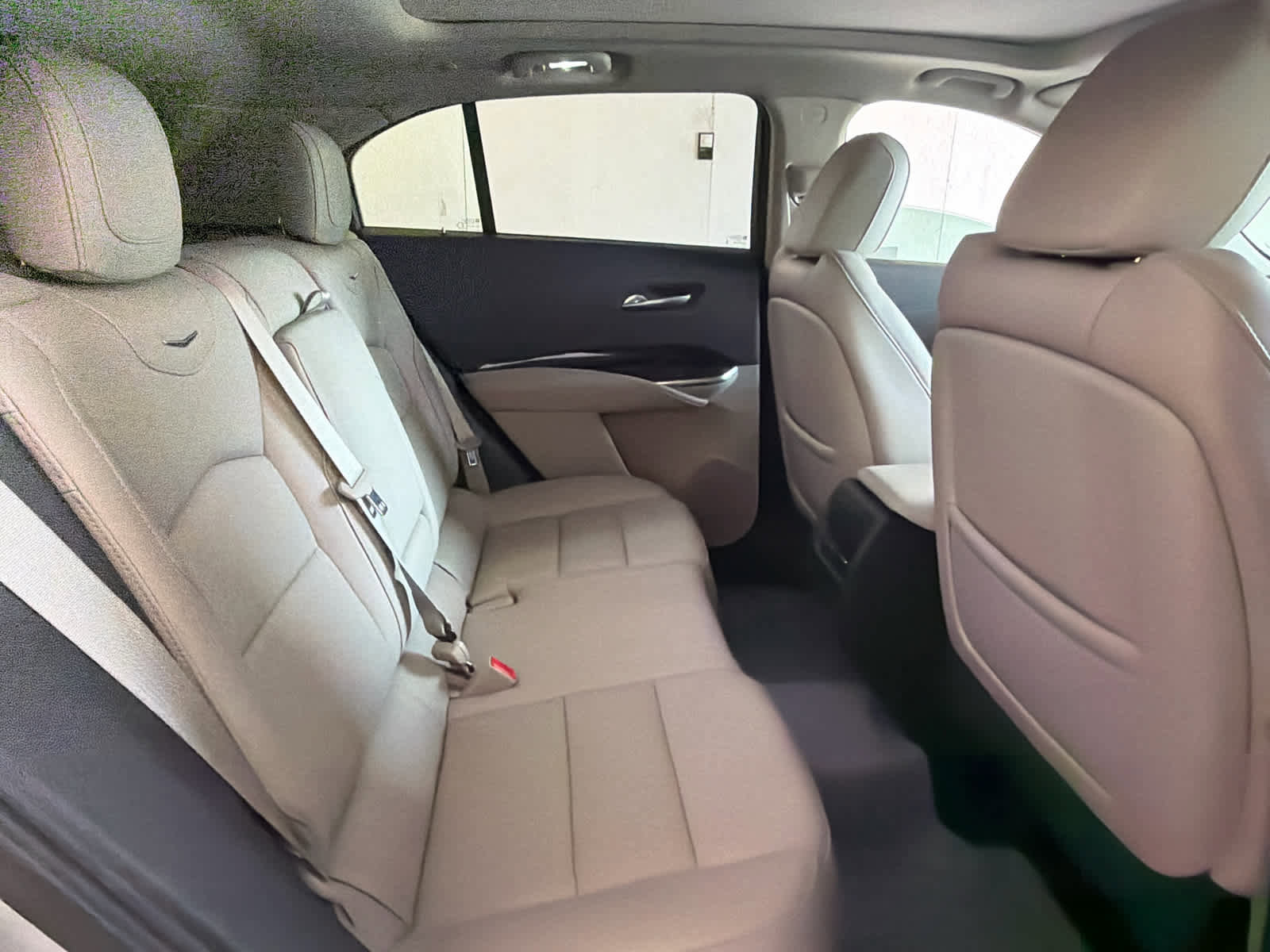 Used 2021 Cadillac XT4 Premium Luxury FWD image 32