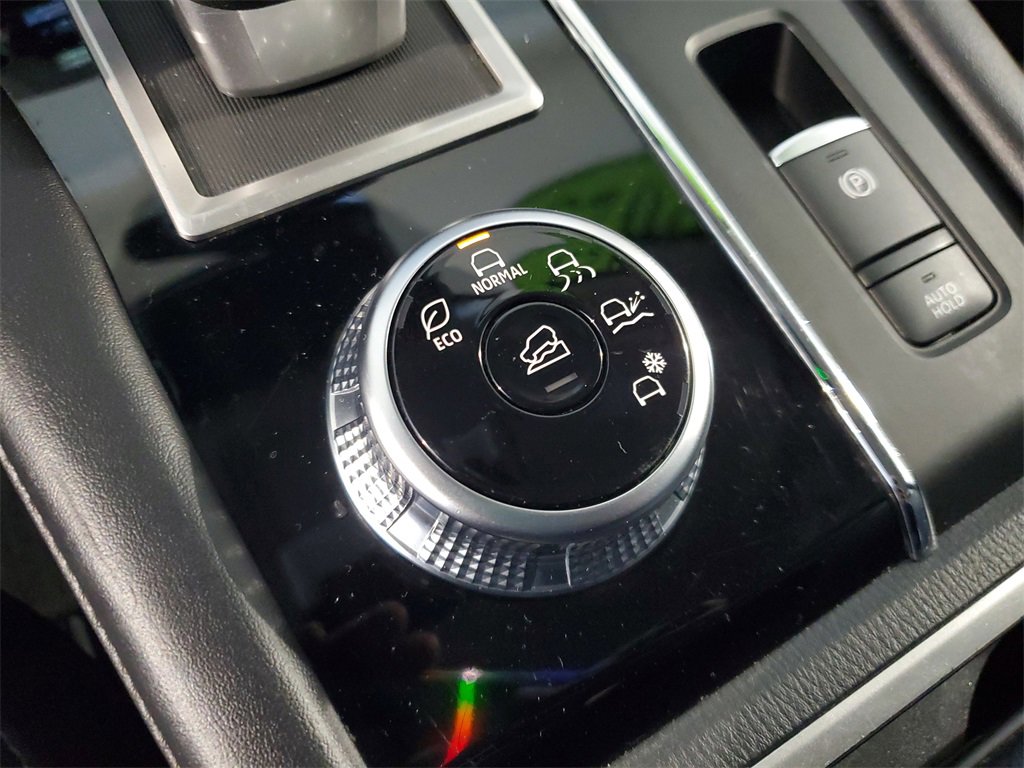 Used 2024 Mitsubishi Outlander SE image 28