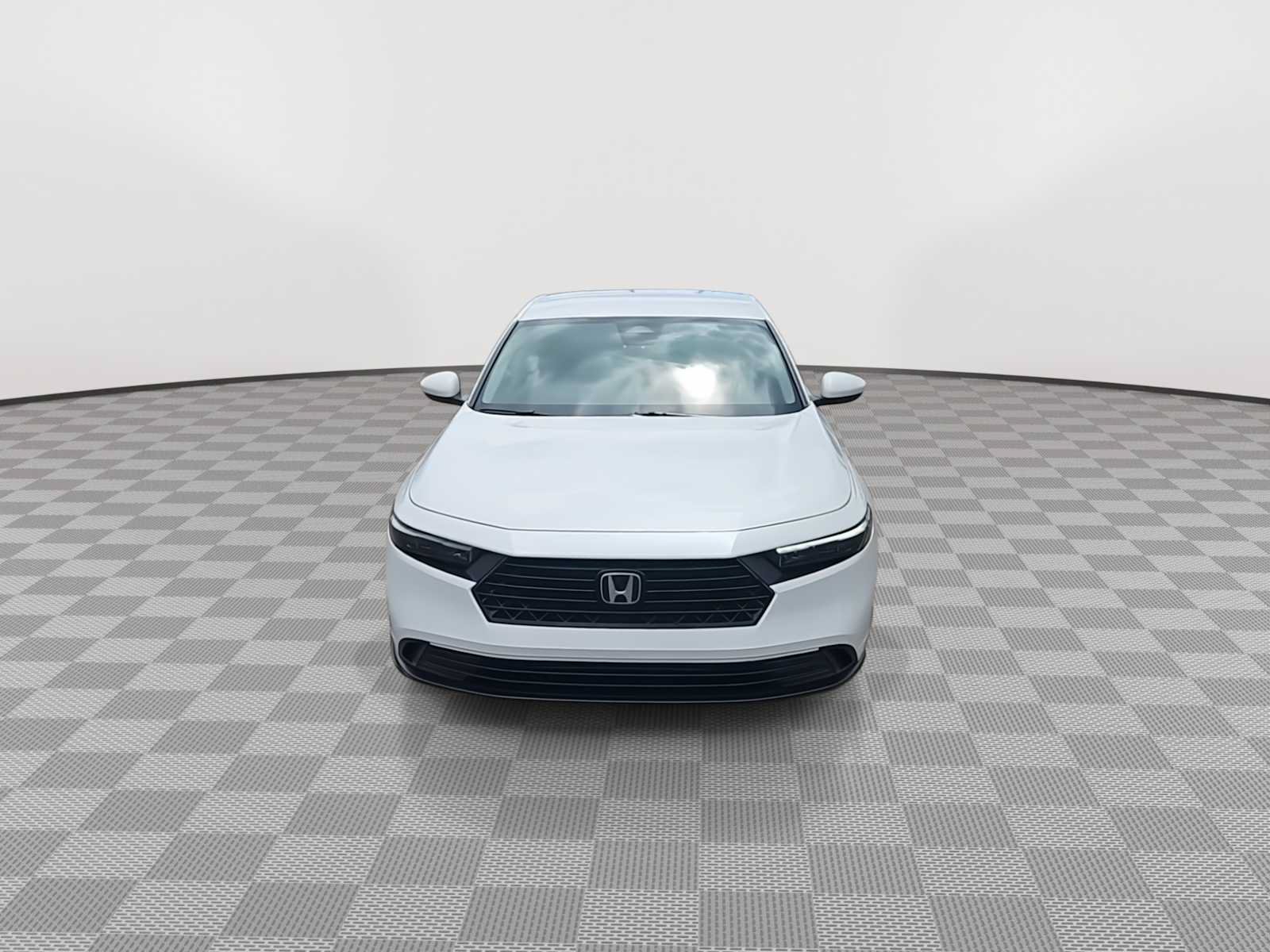 Certified 2025 Honda Accord LX image 3