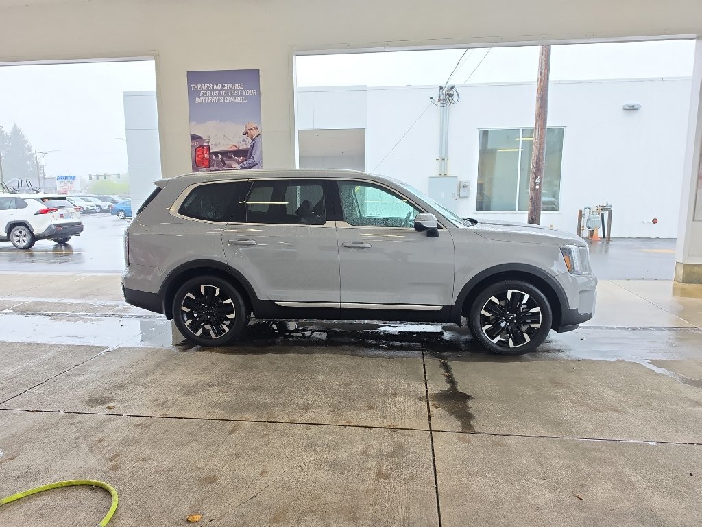 Used 2024 Kia Telluride SX AWD/4WD image 7