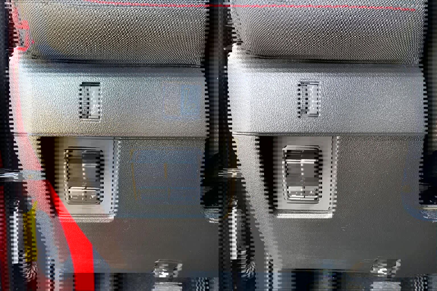 Used 2025 Chevrolet Colorado Z71 w/ Technology Package image 33