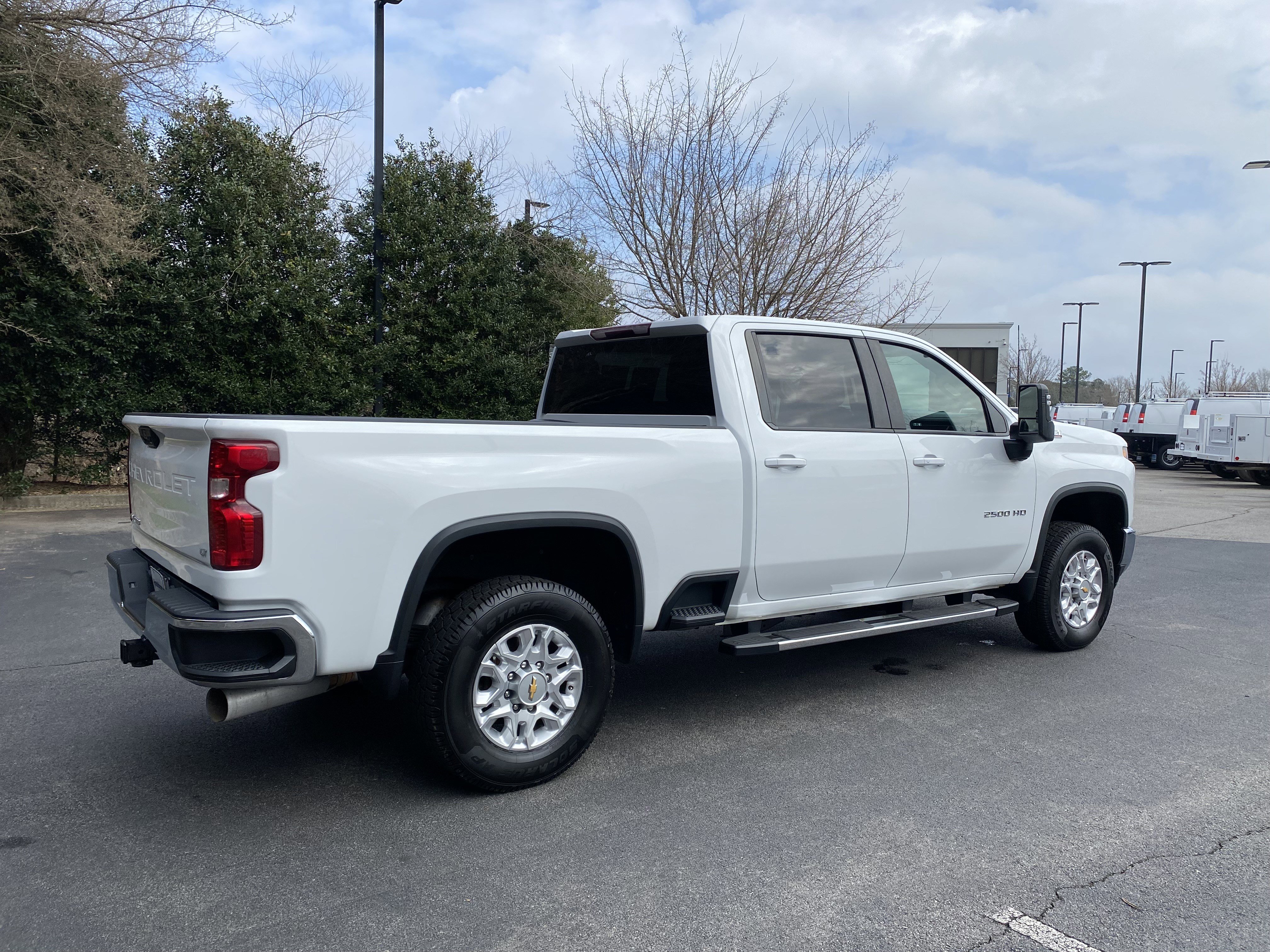 Used 2022 Chevrolet Silverado 2500 LT w/ Convenience Package image 9