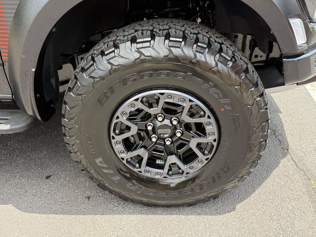 Used 2026 Ford F150 Raptor w/ Equipment Group 803A Raptor R AWD/4WD image 7
