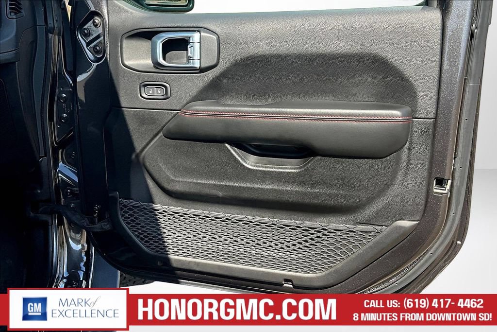 Used 2024 Jeep Gladiator Rubicon w/ Technology Group AWD/4WD image 28