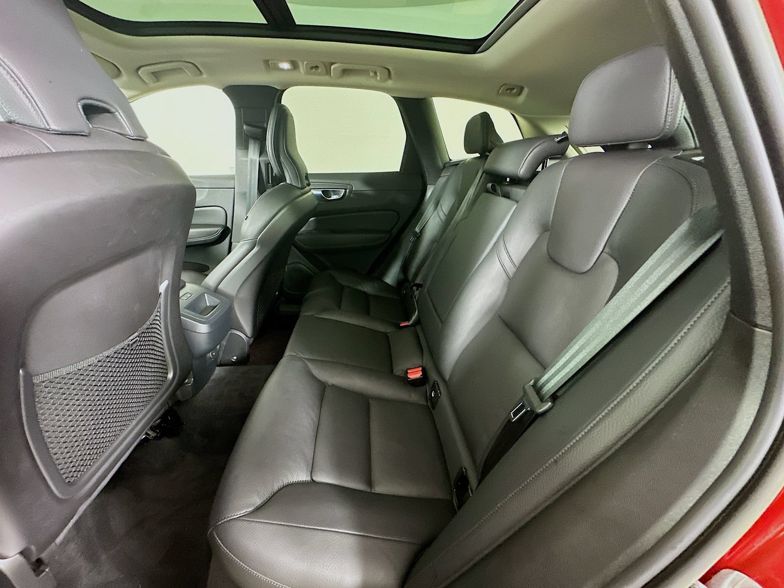 Used 2023 Volvo XC60 B5 Plus w/ Climate Package AWD/4WD image 36