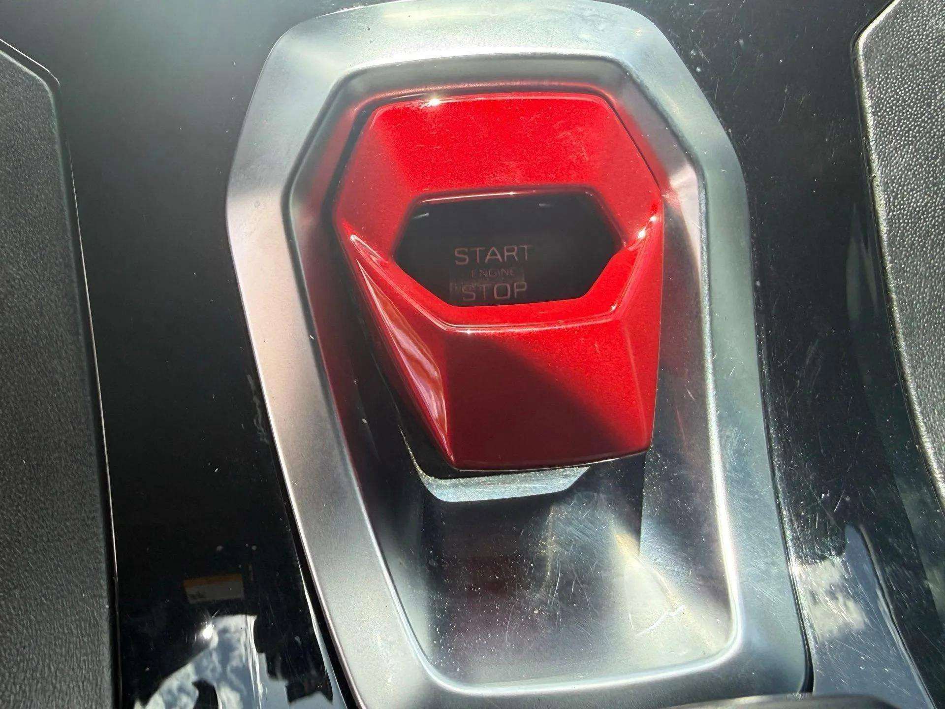 Used 2016 Lamborghini Huracan LP 610-4 image 28