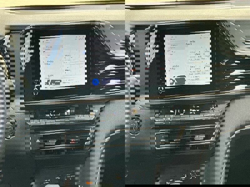 Used 2025 Toyota Camry LE image 21