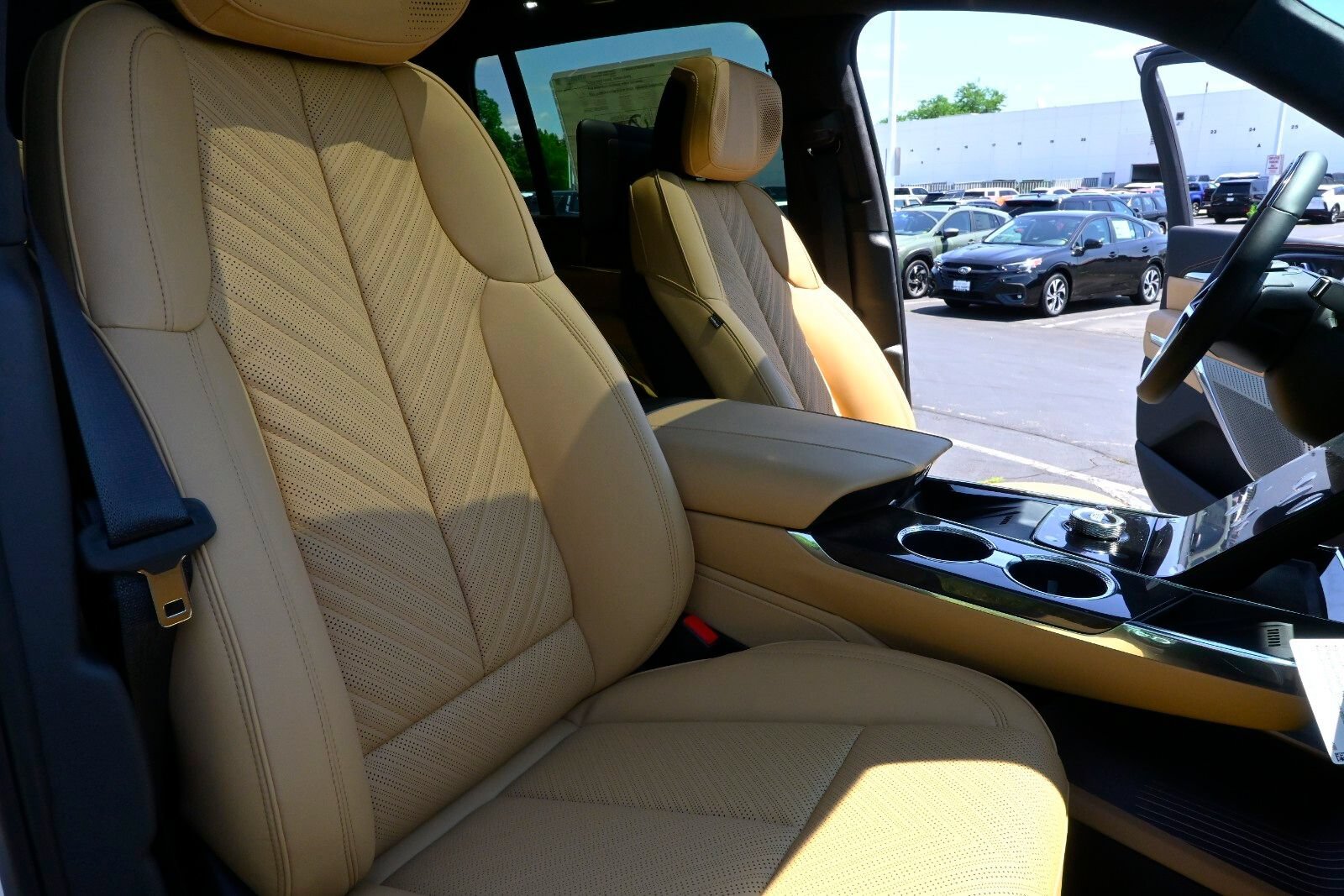 New 2025 Cadillac Escalade IQ Luxury 2 AWD/4WD image 36