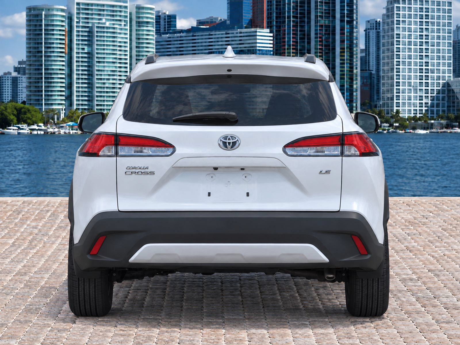 Used 2024 Toyota Corolla Cross LE FWD image 6