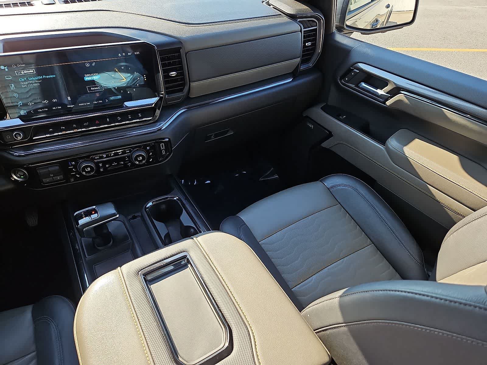 Used 2022 Chevrolet Silverado 1500 ZR2 w/ Technology Package AWD/4WD image 12