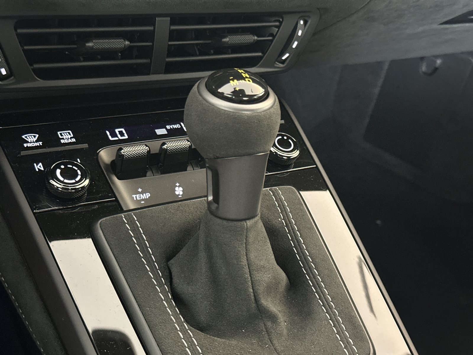 New 2026 Porsche 911 GT3 RWD image 18