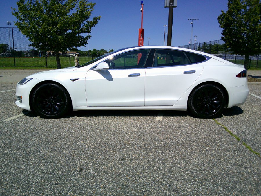 Used 2017 Tesla Model S 90D AWD/4WD image 37