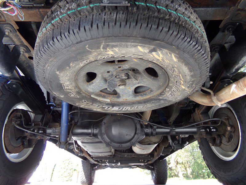 Used 2003 Chevrolet Silverado 1500 LS w/ Suspension Package, Off-Road AWD/4WD image 11