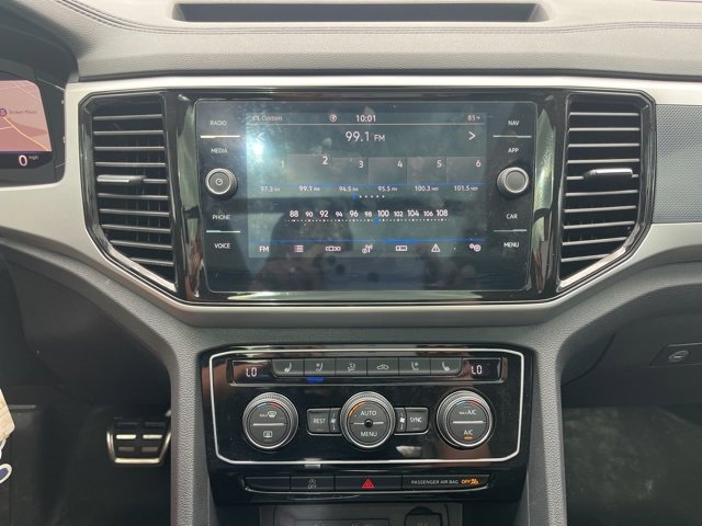 Used 2023 Volkswagen Atlas SEL Premium image 24