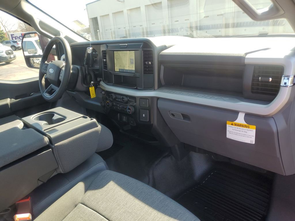 New 2026 Ford F450 4x4 Regular Cab Super Duty image 16