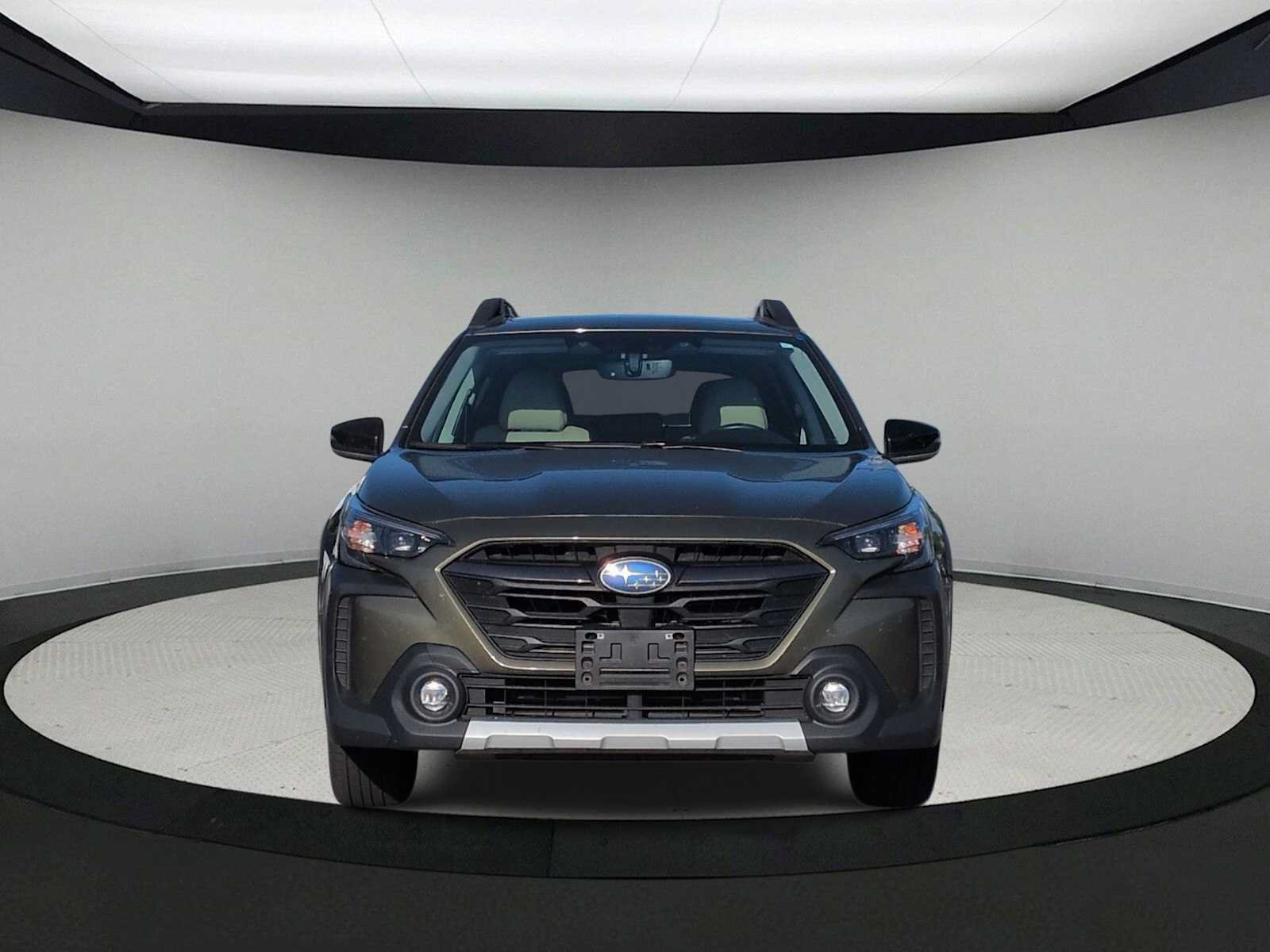 Used 2024 Subaru Outback Limited XT AWD/4WD image 3