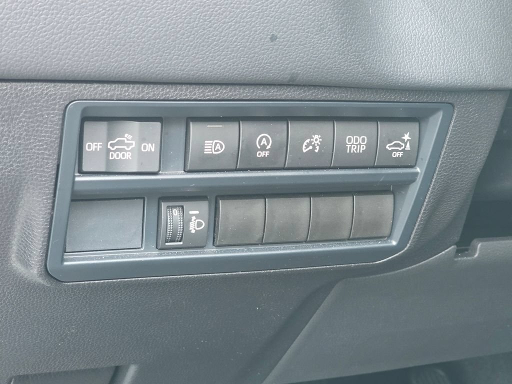 Used 2025 Toyota Tundra Limited w/ Nightshade Package AWD/4WD image 18