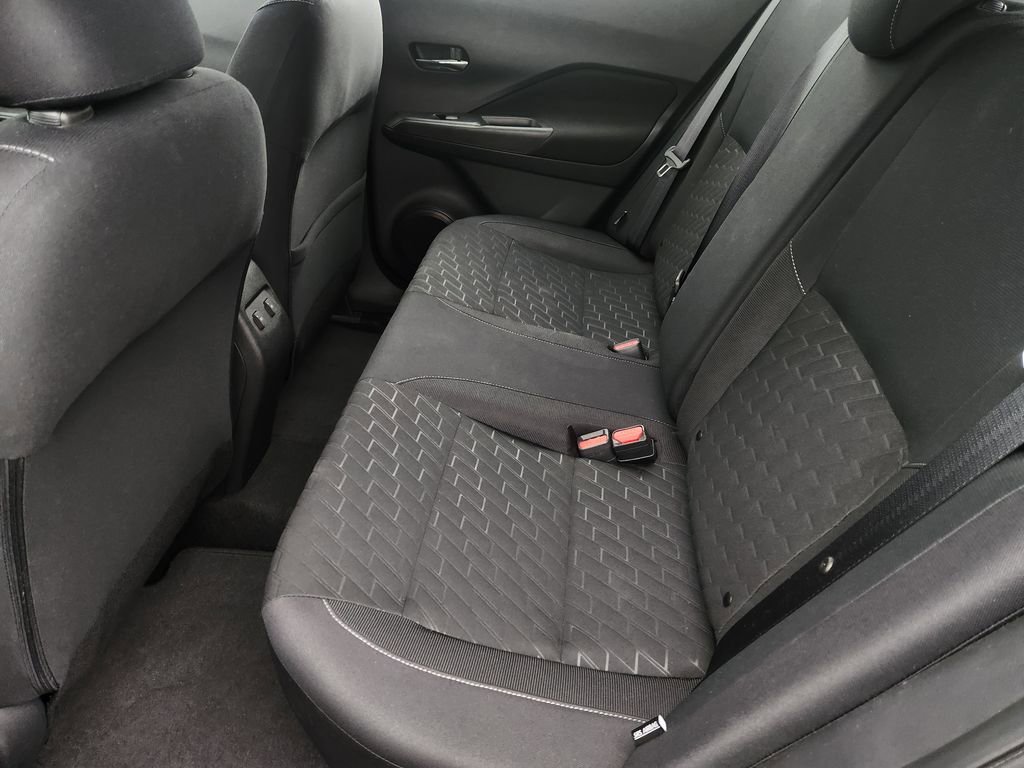 Used 2023 Nissan Kicks SV image 29