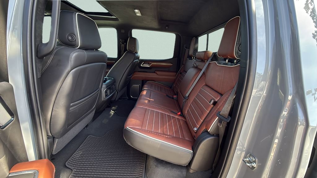 Used 2025 GMC Sierra 1500 Denali Ultimate image 16