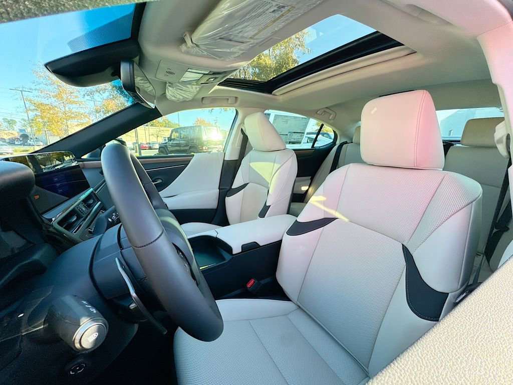 New 2025 Lexus ES 350 w/ Premium Package image 15