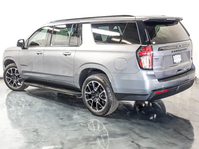 Certified 2021 Chevrolet Suburban RST w/ Luxury Package AWD/4WD image 9