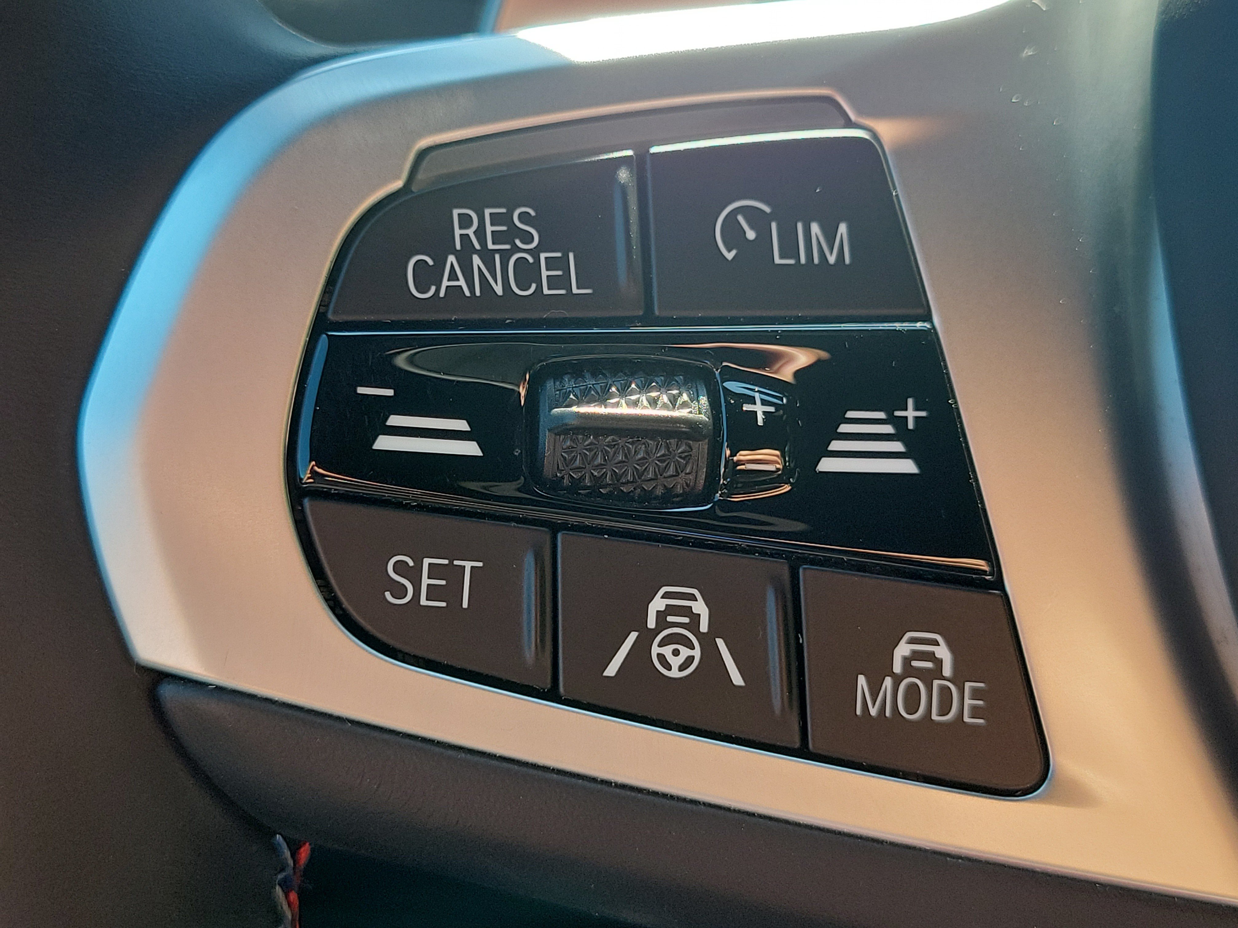 Used 2021 BMW X5 M w/ Executive Package AWD/4WD image 9