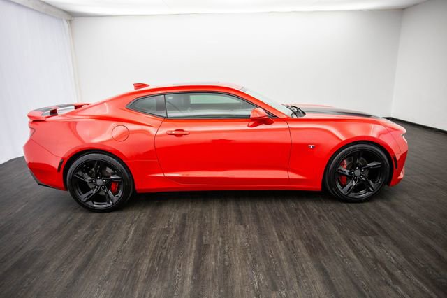 Used 2016 Chevrolet Camaro SS image 6