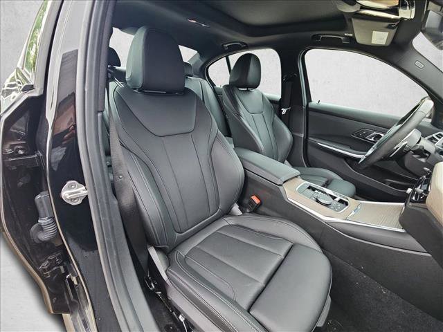Used 2025 BMW M340i w/ Premium Package RWD image 17