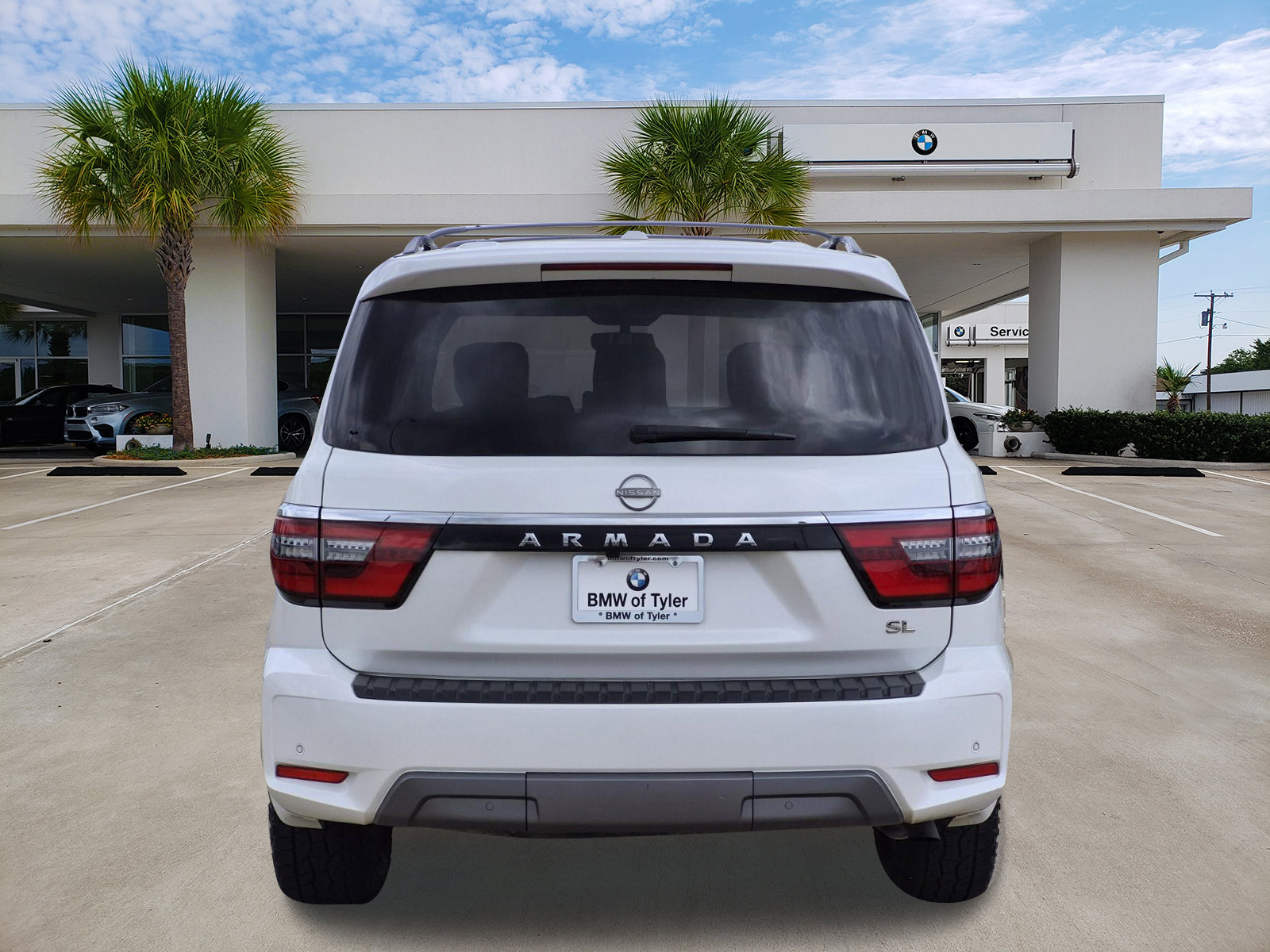 Used 2023 Nissan Armada SL w/ Cargo Package AWD/4WD image 5