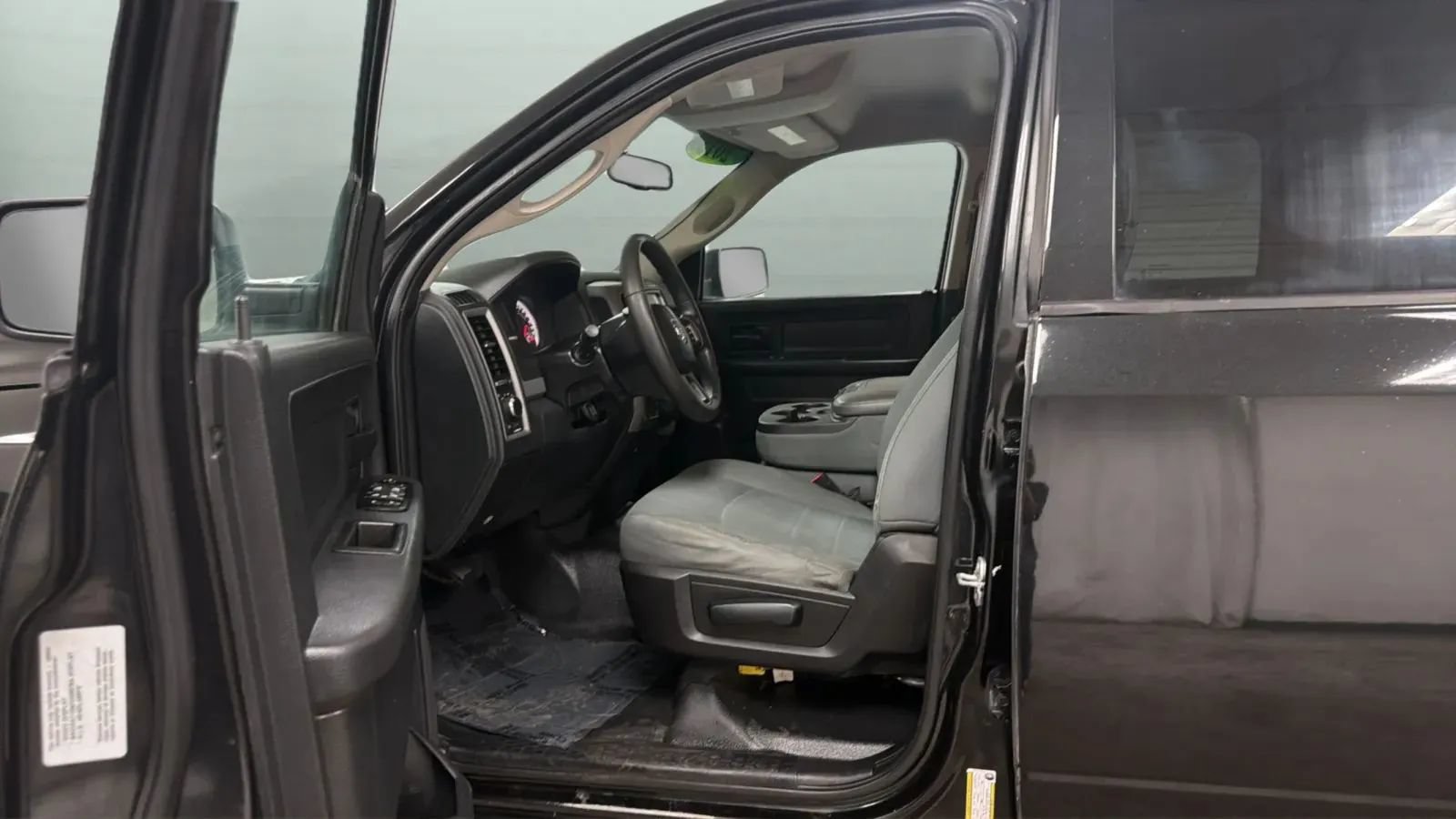 Used 2015 RAM 1500 Tradesman w/ Popular Equipment Group AWD/4WD image 19