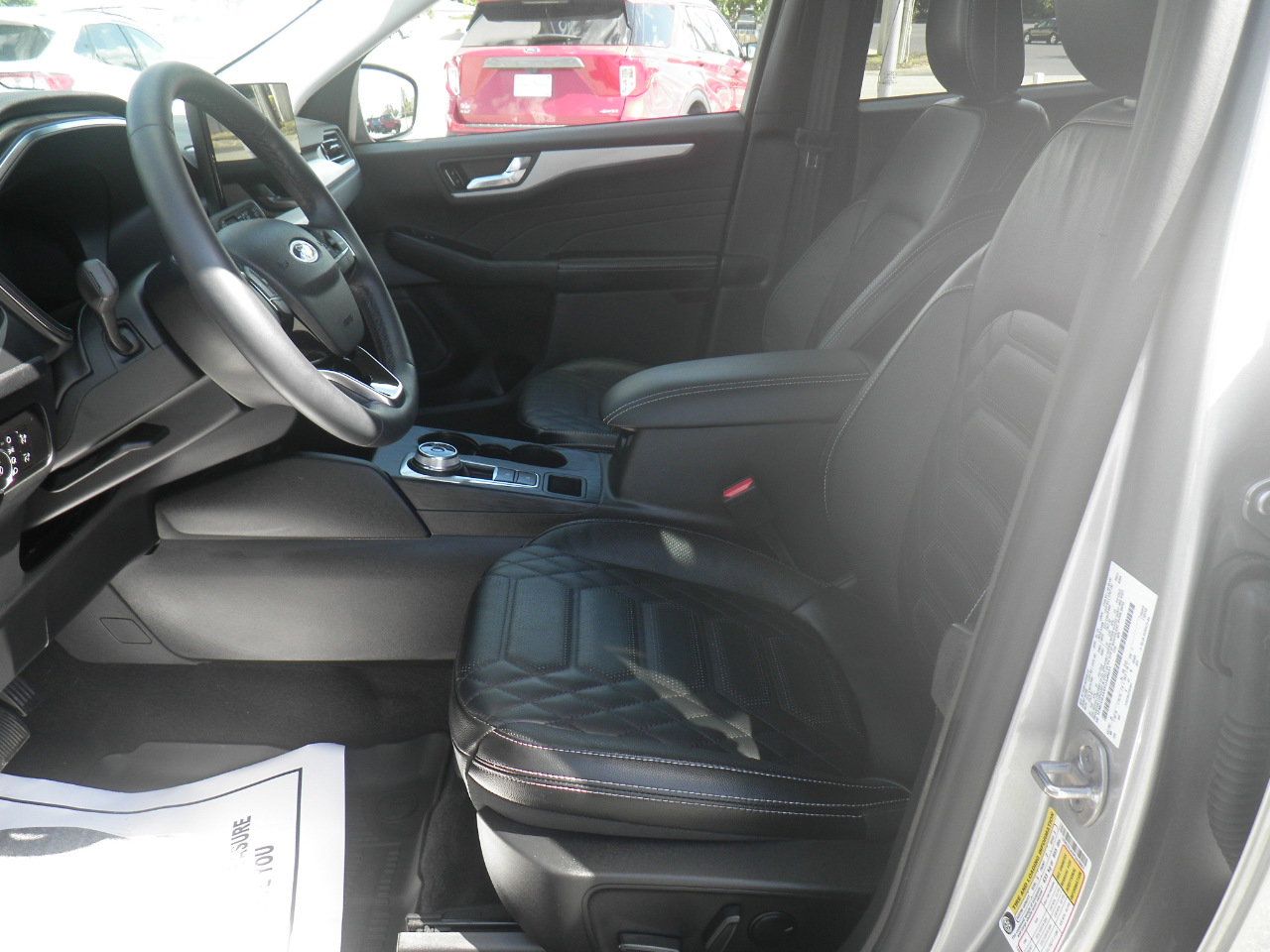 Certified 2023 Ford Escape Platinum w/ Premium Technology Package image 15