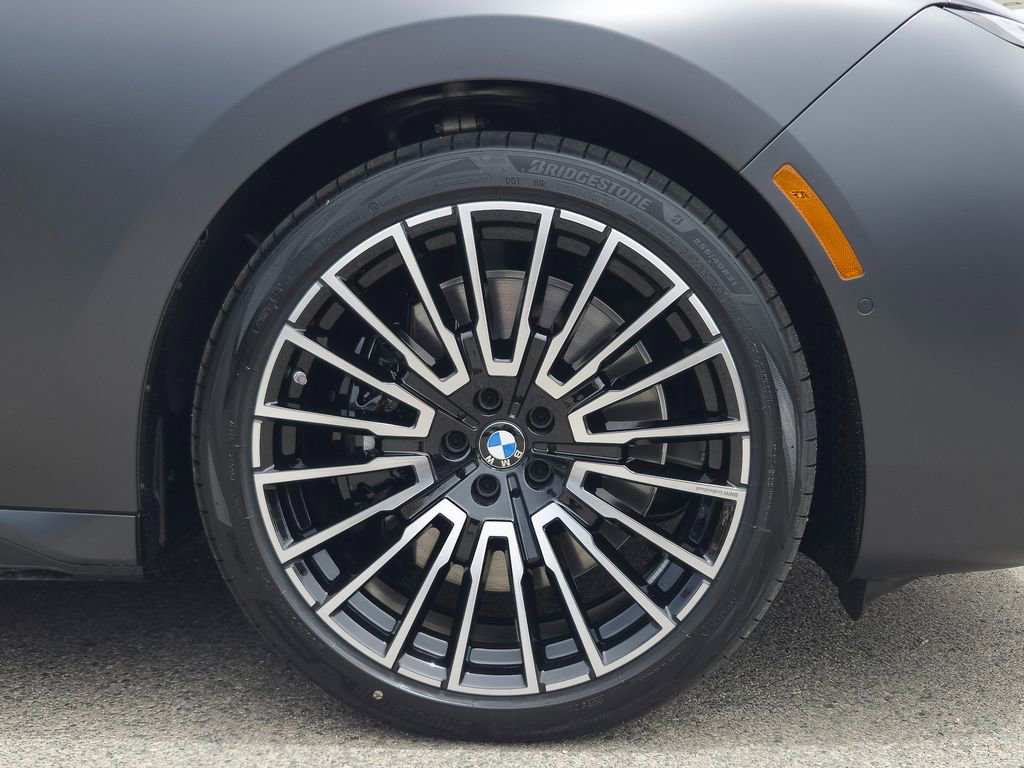 New 2026 BMW 760i xDrive AWD/4WD image 6